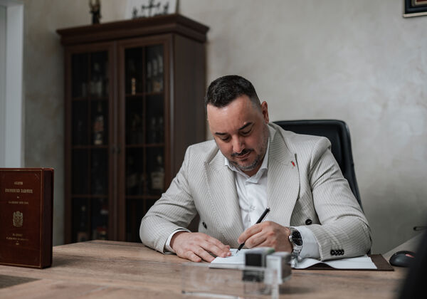 Advokatska kancelarija Željko Stanišić — fotografija 2